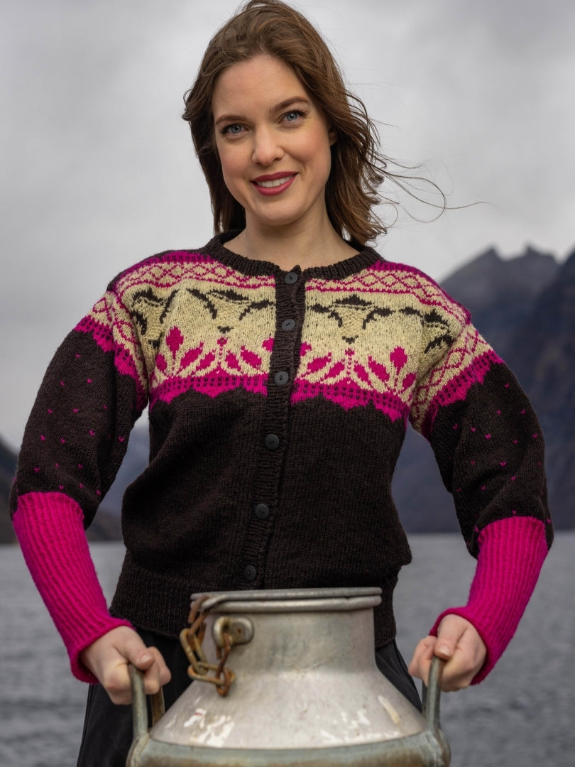 Sustainability cardigan – Hjørundfjordstrikk - Main Image