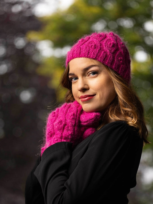 Hat and mitten set