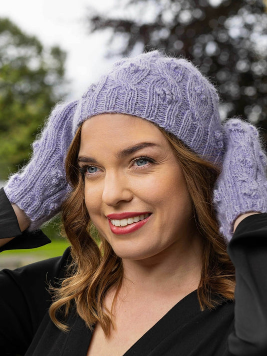 Romantikkstrikk hue- og vottesett